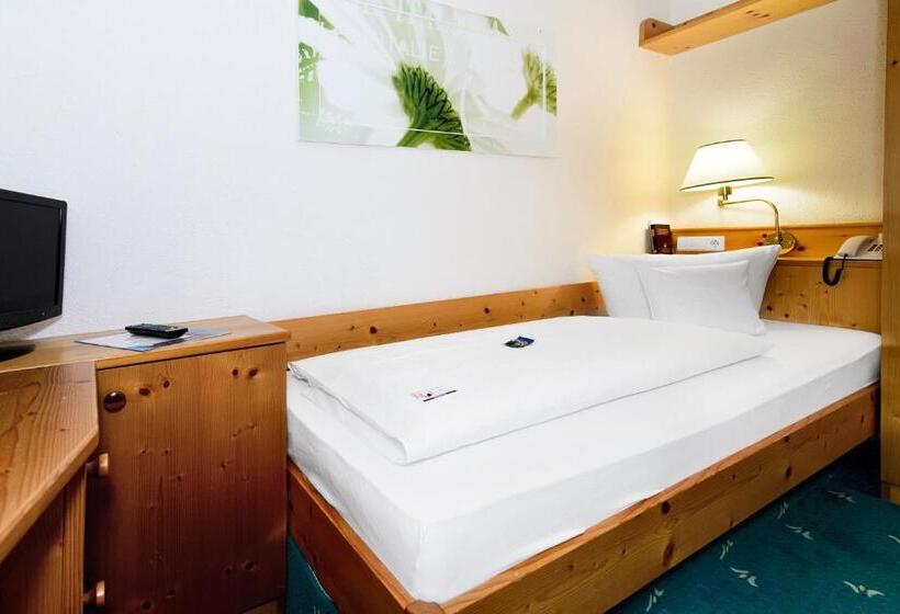 Отель Holzschuhs Schwarzwald