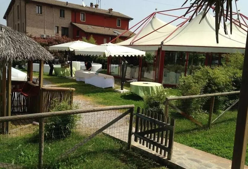 בית מלון כפרי La Tortiola Country