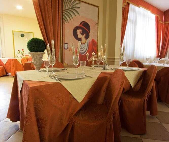 호텔 Mocambo Piscina E Spiaggia