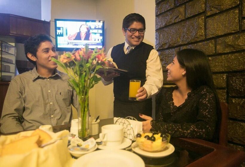 هتل Portada Del Sol