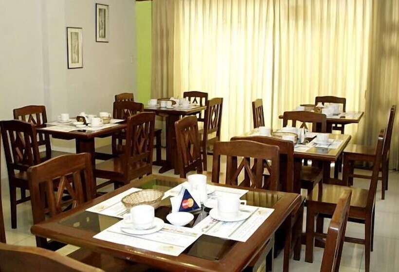 هتل Portada Del Sol