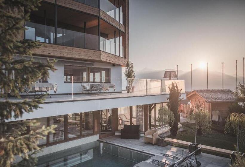 Kronplatz Resort Berghotel Zirm