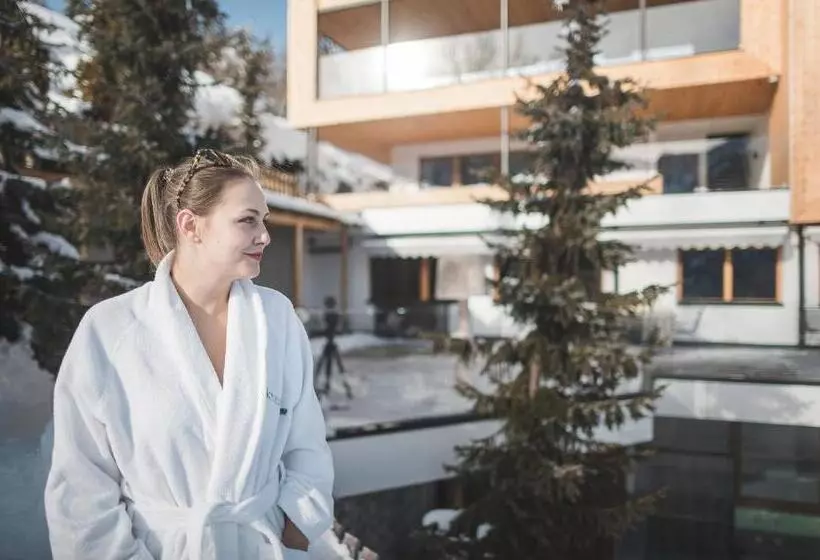 Kronplatz Resort Berghotel Zirm