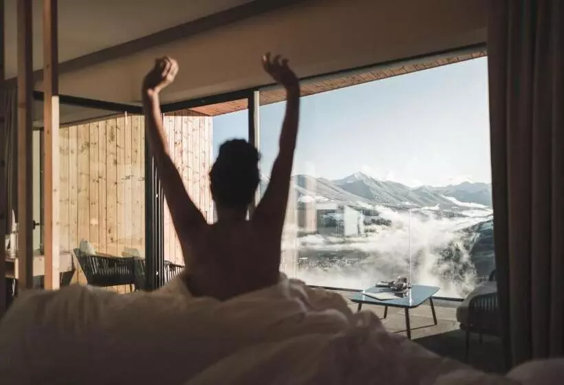 Kronplatz Resort Berghotel Zirm