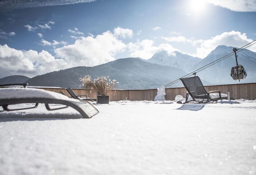 Kronplatz Resort Hotel Kristall