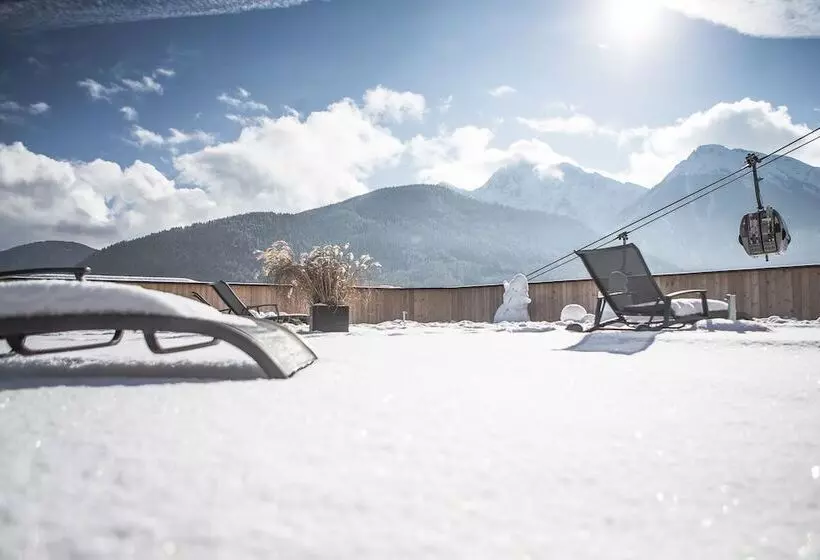 Kronplatz Resort Hotel Kristall