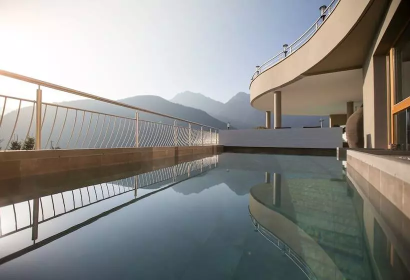 Kronplatz Resort Hotel Kristall