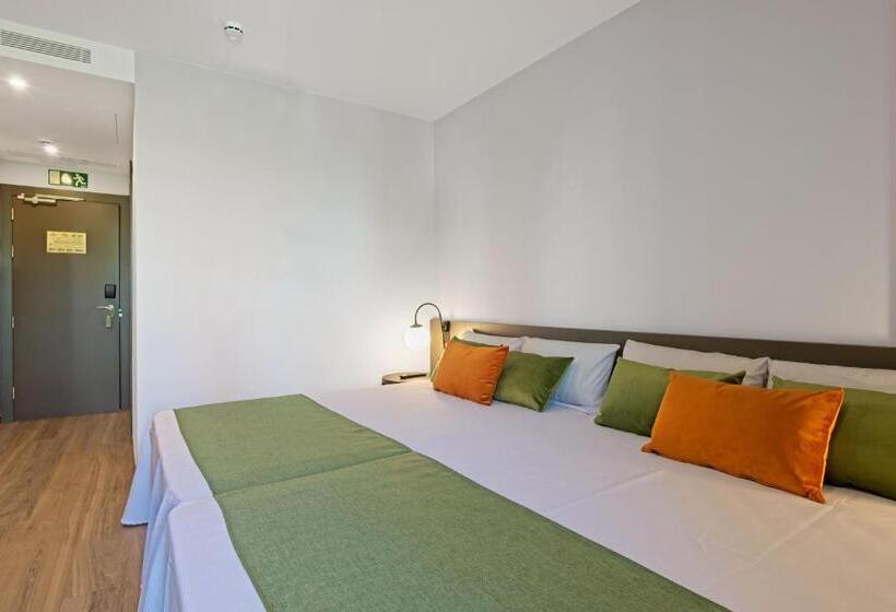 Hotel DWO Colours Alcalá