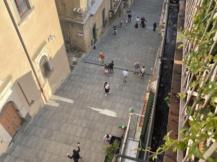 تختخواب و صبحانه Casa Tipica Siciliana Patronale Home Bedandbreakfast Tremetrisoprailcielo Camere Con Vista, Colazion