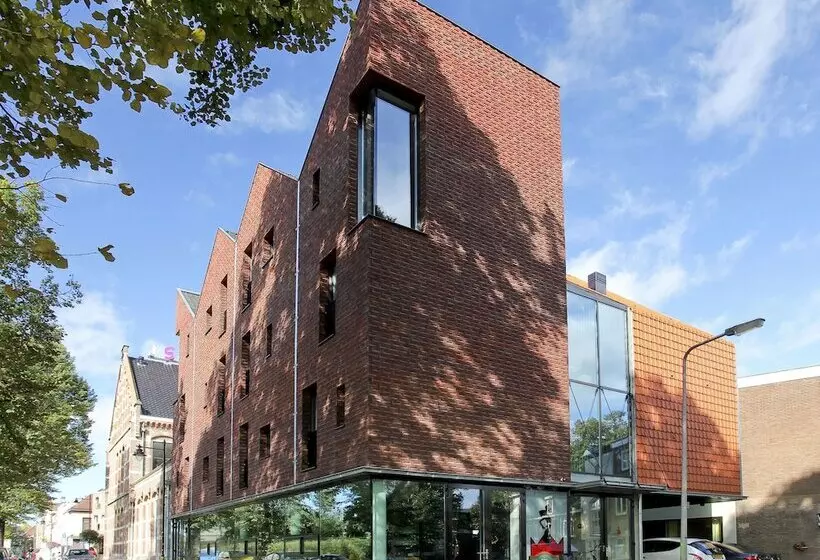 Design Hotel Modez