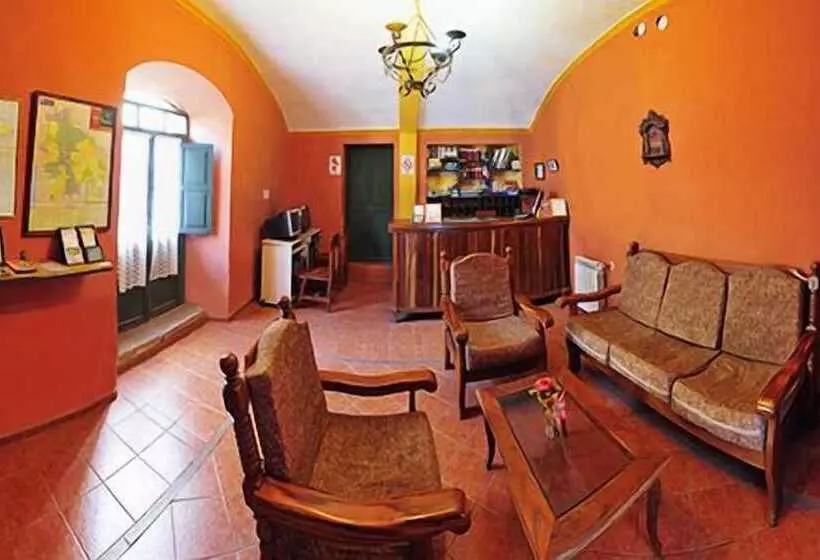 Hostal La Casona
