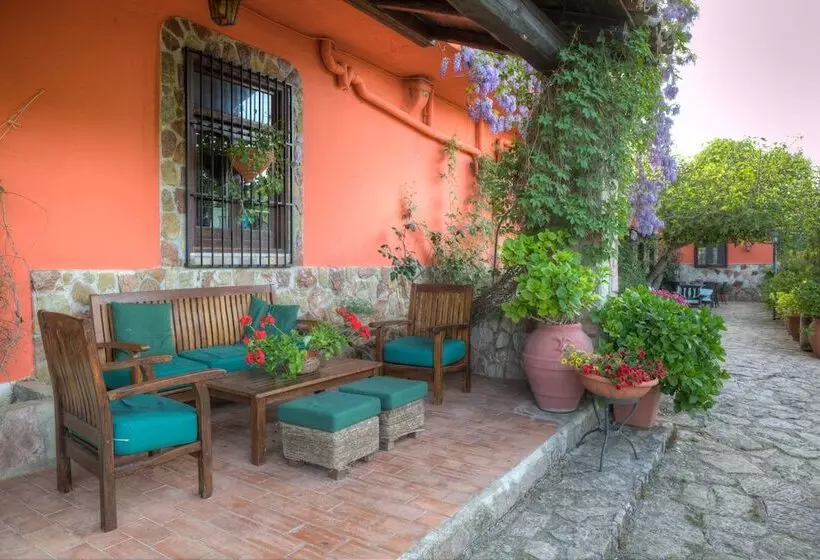 ホテル Agriturismo Al Poggetto