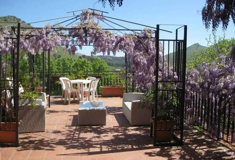 ホテル Agriturismo Al Poggetto