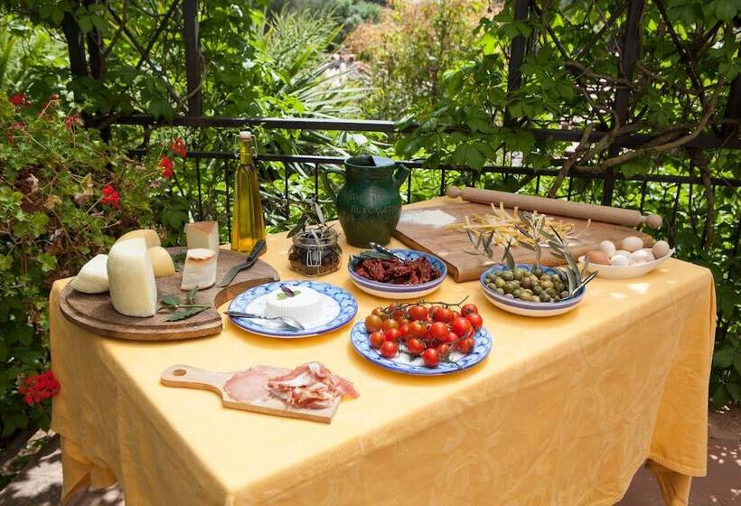 فندق Agriturismo Al Poggetto