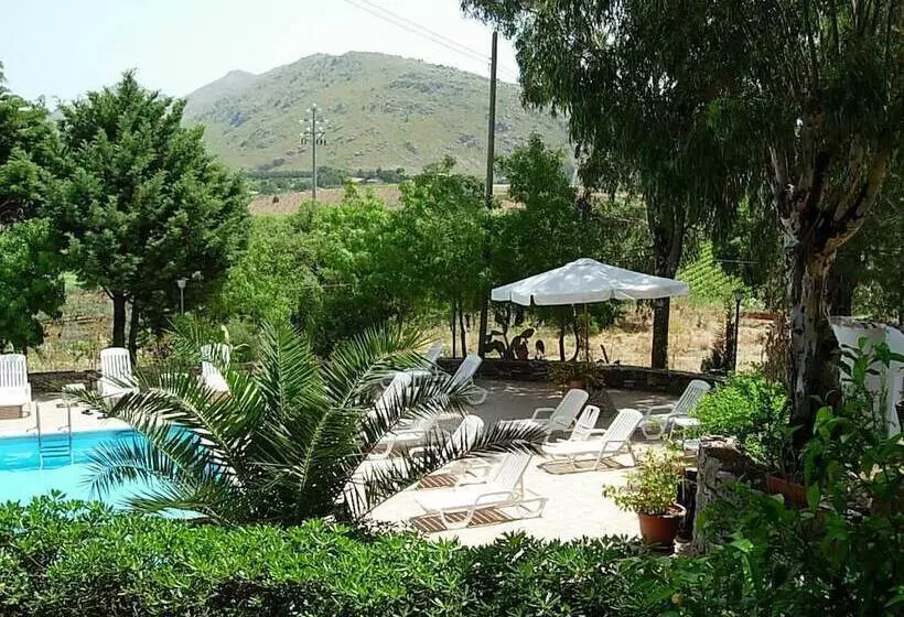 ホテル Agriturismo Al Poggetto