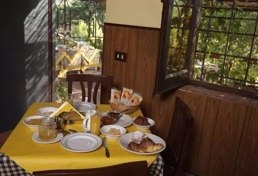 ホテル Agriturismo Al Poggetto