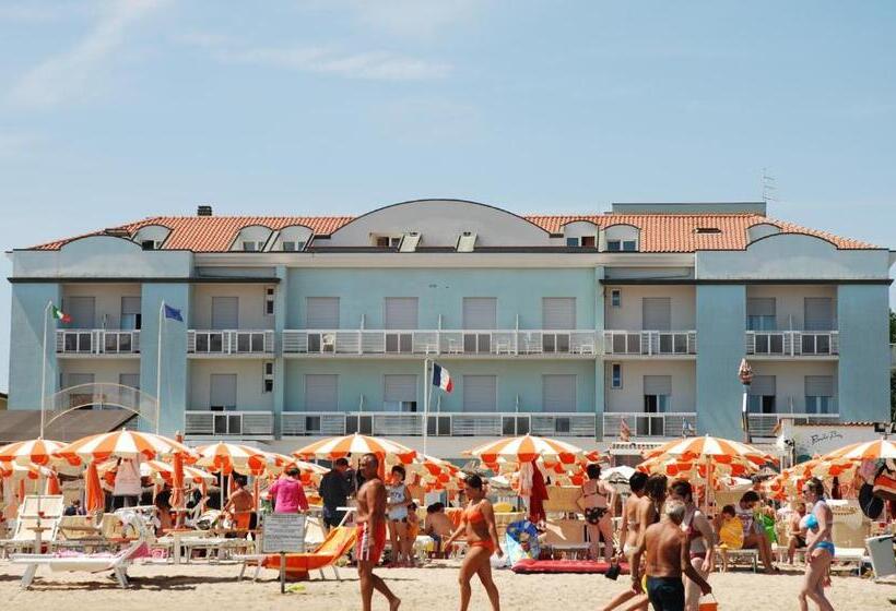 בית מלון כפרי Alba D'oro