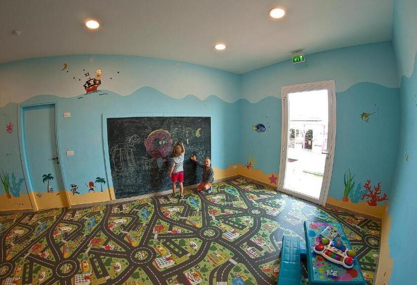 בית מלון כפרי Alba D'oro