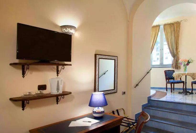 Отель Albergo L Antico Convitto