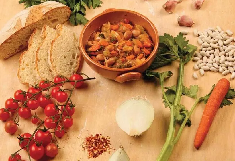 ホテル Albergo Le Macinaie  Monte Amiata