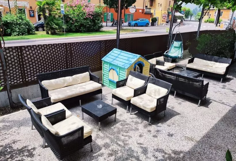 هتل Benaco Garda S