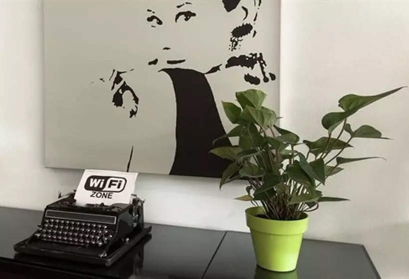 هتل Benaco Garda S