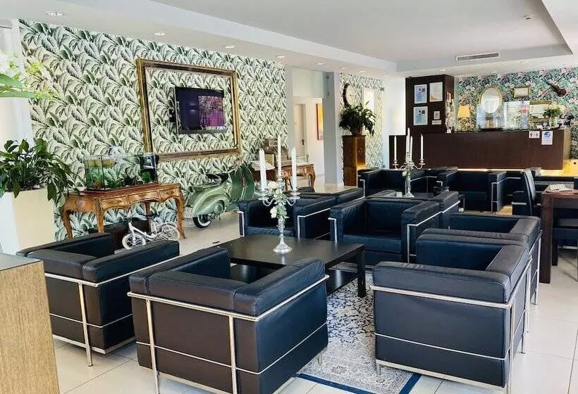 هتل Benaco Garda S