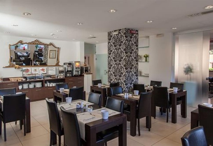 فندق Benaco Garda S