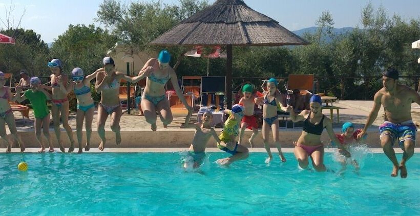 فندق Cerquestra Camping Village