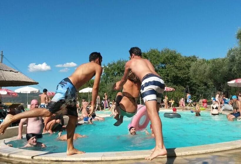 فندق Cerquestra Camping Village