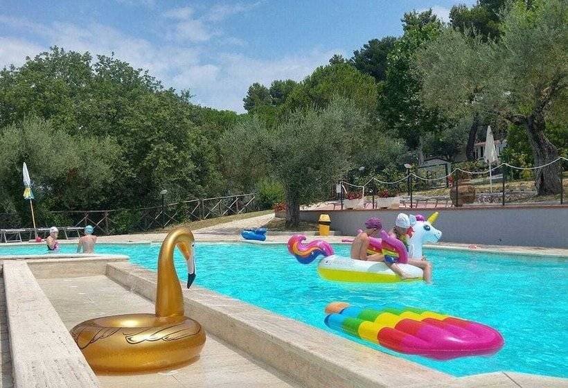 فندق Cerquestra Camping Village
