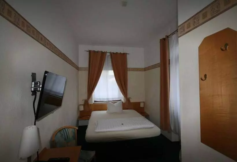 Отель Classic Inn