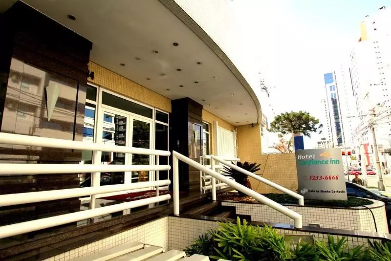 ホテル Confiance Soho Batel