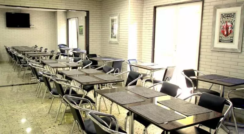 ホテル Confiance Soho Batel