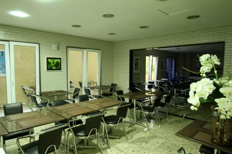 ホテル Confiance Soho Batel