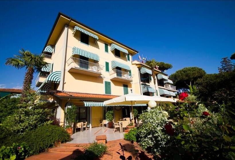 Отель Gemma Del Mare