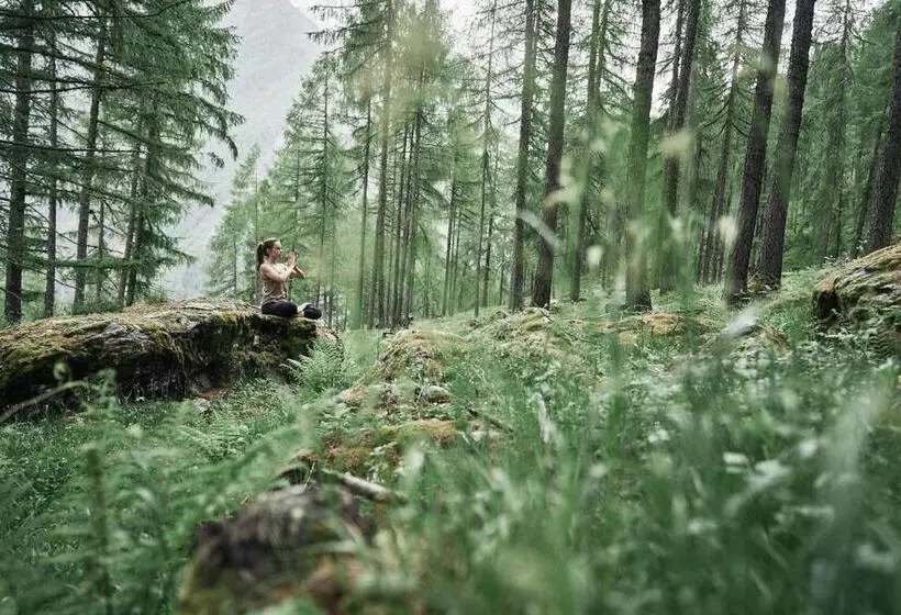 Goldene Rose Karthaus A Member Of Small Luxury Hotels Of The World