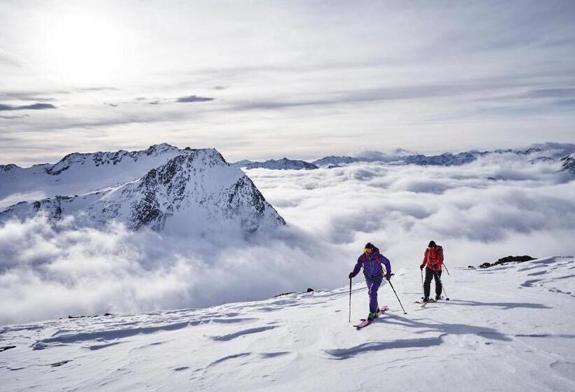 Goldene Rose Karthaus A Member Of Small Luxury Hotels Of The World