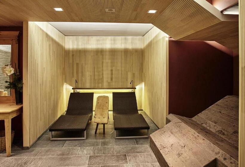 Goldene Rose Karthaus A Member Of Small Luxury Hotels Of The World