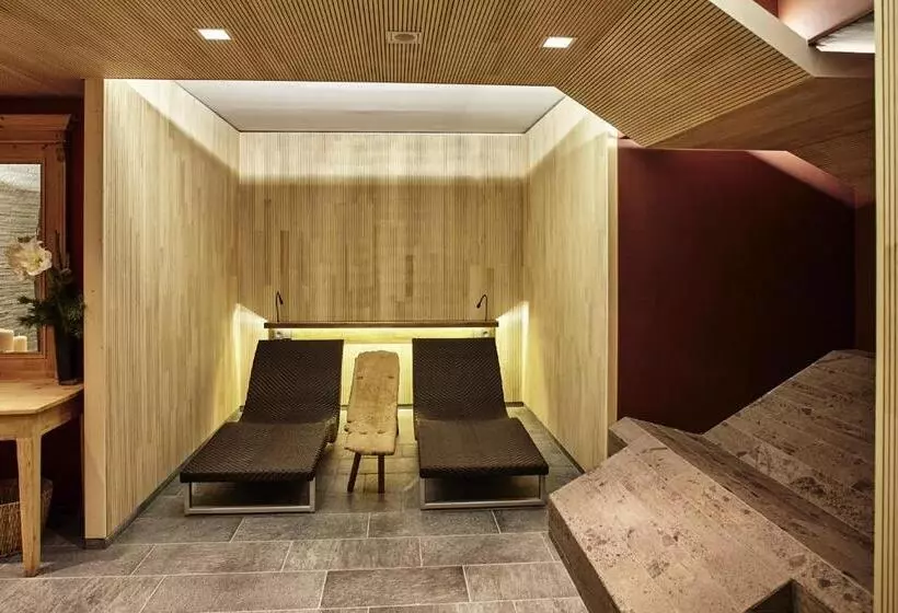 Goldene Rose Karthaus A Member Of Small Luxury Hotels Of The World