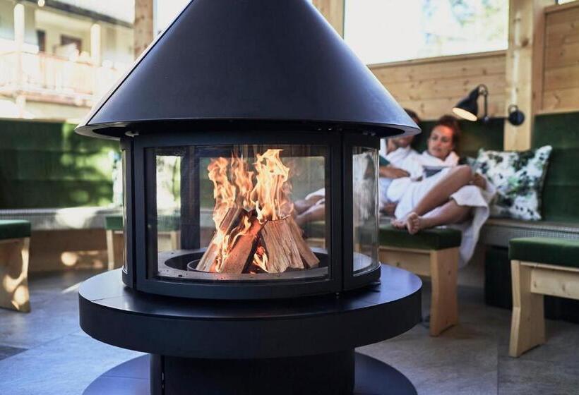 Goldene Rose Karthaus A Member Of Small Luxury Hotels Of The World