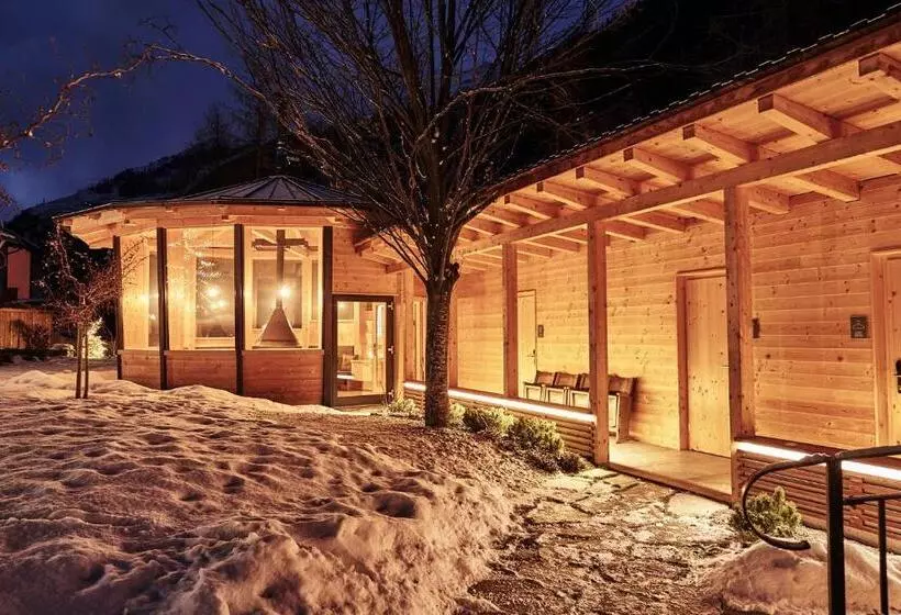 Goldene Rose Karthaus A Member Of Small Luxury Hotels Of The World