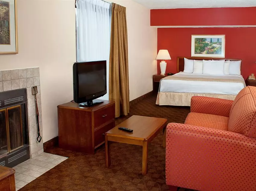 Hotel Hawthorn Suites By Wyndham Holland / Toledo Area