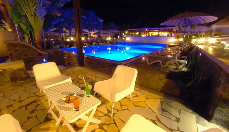 هتل Hôtel Les Créoles