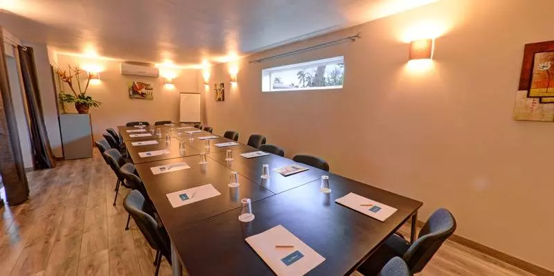 هتل Hôtel Les Créoles