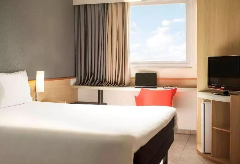 酒店 Ibis Criciuma