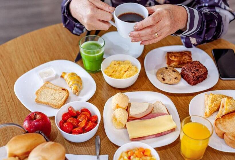 هتل Ibis Criciuma