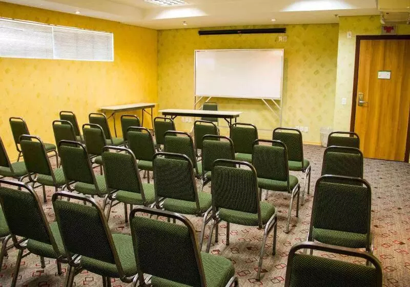 酒店 Ibis Criciuma