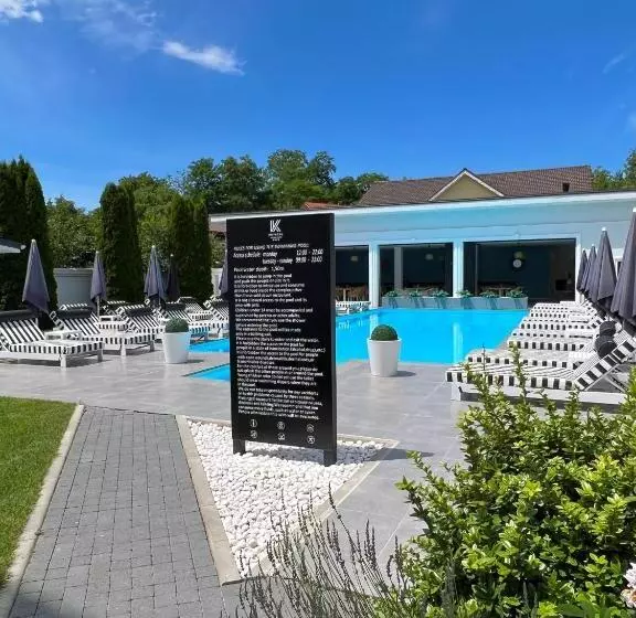 هتل Krystal Boutique Mansion