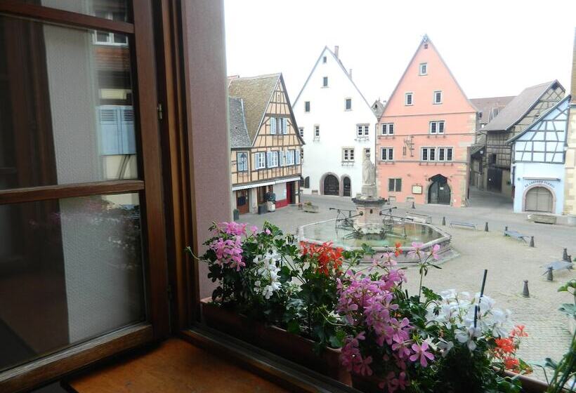 ホテル L Hostellerie Du Château